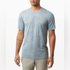 Lululemon Metal Vent Breathe Short Sleeve Holy Camo / Blue Size Small